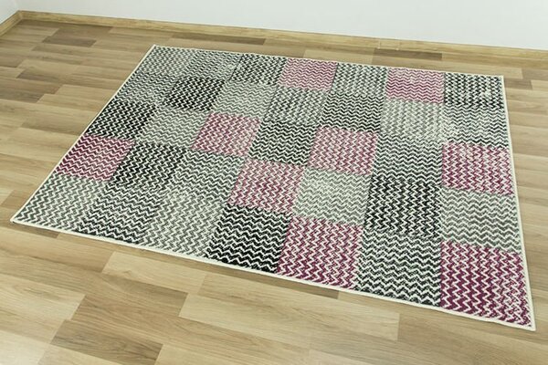 Balta Kusový koberec LUNA 503568/56935 fialový Patchwork Rozměr: 120x170 cm