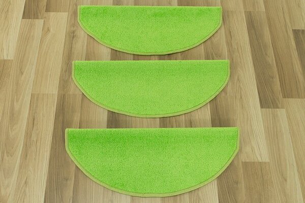 Kobercový ráj Nášlap na schody Dynasty 41 zelený Rozměr: 62 cm x 24 cm + 3 cm (zahnutí)
