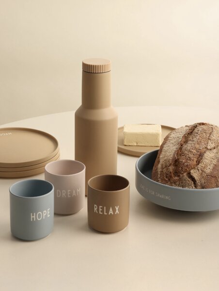 Design Letters Porcelánový hrnek DREAM - Pastel Beige DL194