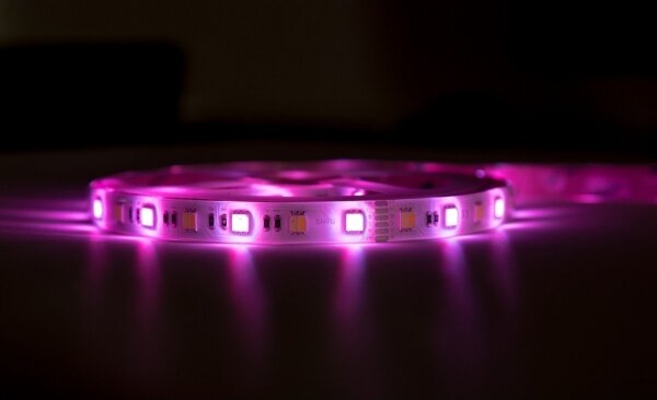 Immax NEO 07725L - LED RGB+CCT Stmívatelný pásek 24W/230V 5 m IP67 Wi-Fi Tuya
