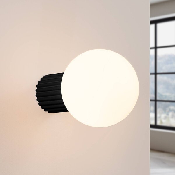 SOLLUX LIGHTING Nástěnné světlo ORBI, černé, sklo/kov, Ø 12 cm, IP44, G9, stmívatelný, Černá, Koupelna, Hliník, Koule
