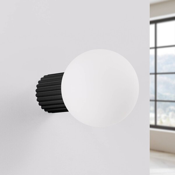 SOLLUX LIGHTING Nástěnné světlo ORBI, černé, sklo/kov, Ø 12 cm, IP44, G9, stmívatelný, Černá, Koupelna, Hliník, Koule