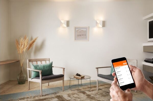 Ledvance - LED Stmívatelné nástěnné svítidlo SMART+ SWAN LED/23W/230V Wi-Fi