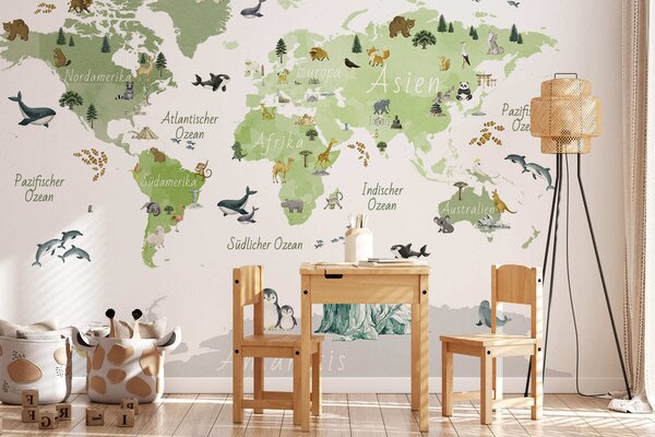Fototapety Zelená mapa ve stylu akvarelu s motivy zvířat, rostlin a architektury. Popisky v němčině, Fototapety mapy světa, c00009dev2 : uwalls.cz