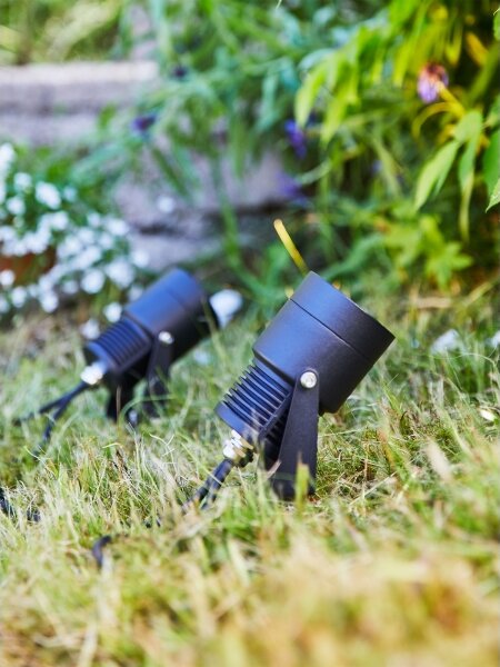 Markslöjd 107291 - LED Venkovní lampa GARDEN24 LED/15W/24V IP44 černá