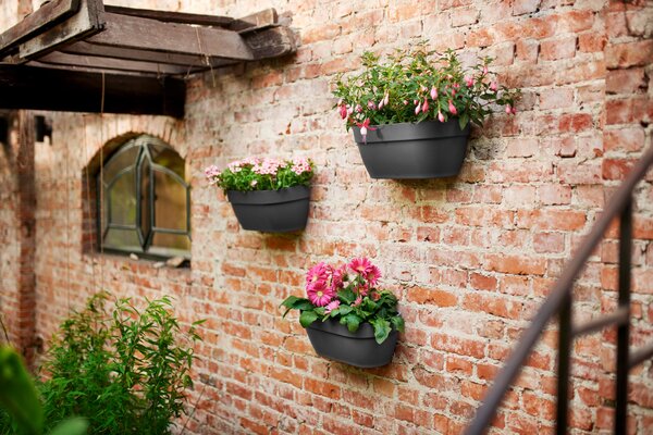 Truhlík Vibia Campana Wall basket, žlutá