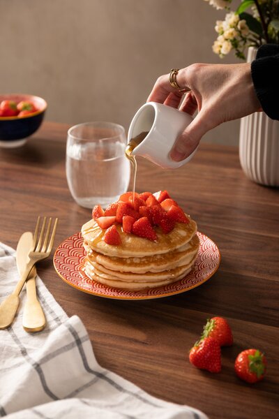 Kameninový Talíř 18 cm Mikasa na Dezerty, Brunch a Tapas - červeno-modrý obloukový vzor MKSPLATE27