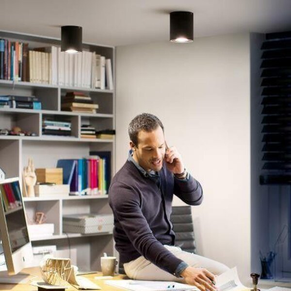 PHILIPS HUE Hue White Ambiance Stropní bodové svítidlo Philips Pillar BT 8719514338449 LED GU10 1x5W 350lm 2200-6500K 230V, černé s dálkovým ovladačem a Bluetooth