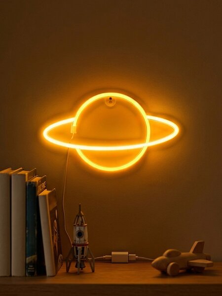 Sinsay - LED neonová lampa ve tvaru planety Saturn - vícebarevná