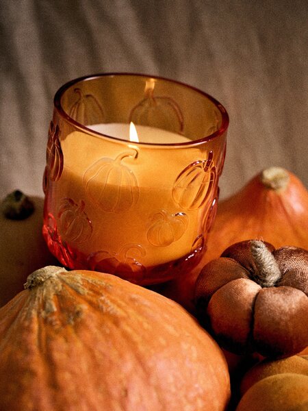 Sinsay - Skleněná vonná svíčka Pumpkin Harvest - oranžová