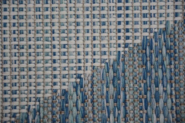 Balta Kusový koberec SISAL LOFT 21132 Trojúhelníky slonová kost / modrý / stříbrný Rozměr: 80x150 cm