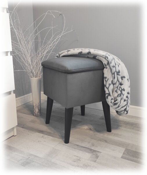 Well Done Skandinávský taburet s úložným prostorem Glamour Riviera Trinity 1 barva grafitová Nožičky: Přírodní