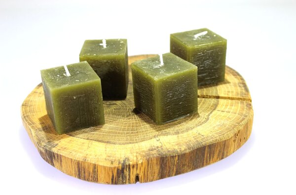 BDK-GLASS 1ks Svíčka kostka 4cm - khaki