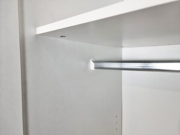 Šatní skříň Blessa (bílá). Akce -20%