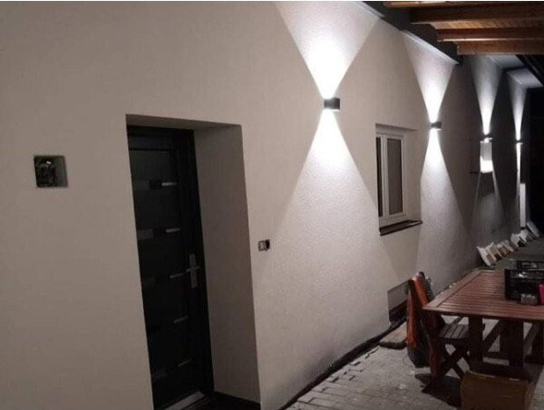 LED Venkovní nástěnné svítidlo LED/12W/230V IP54 bílá