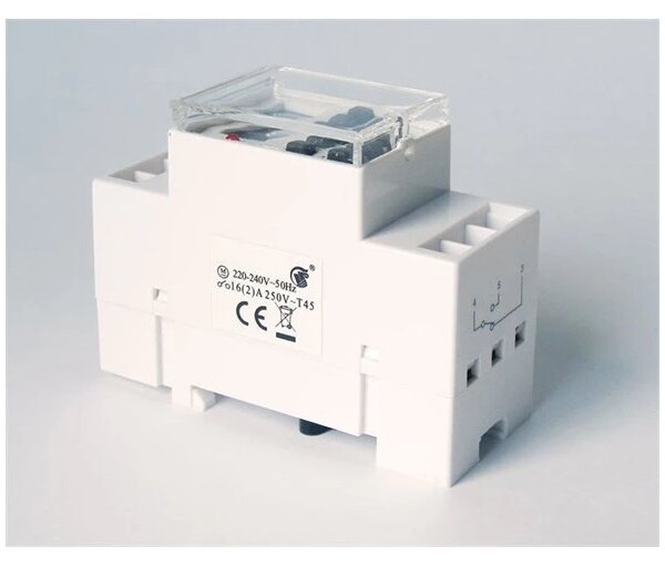 Digitální spínací hodiny na DIN lištu 3680W/230V