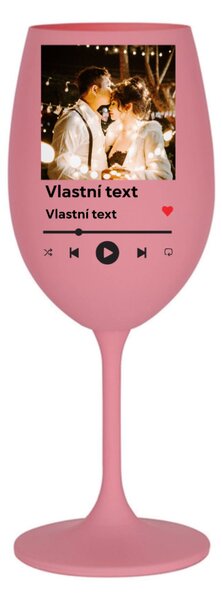 Personalizovaná sklenice s motivem přehrávače
