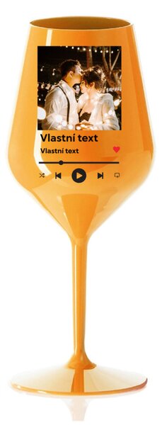 Personalizovaná nerozbitná sklenice s motivem přehrávače