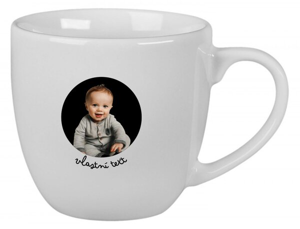 Personalizovaný keramický hrníček 400 ml s výřezem fotky na podkladu
