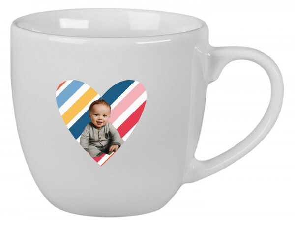 Personalizovaný keramický hrníček 400 ml s výřezem fotky na podkladu