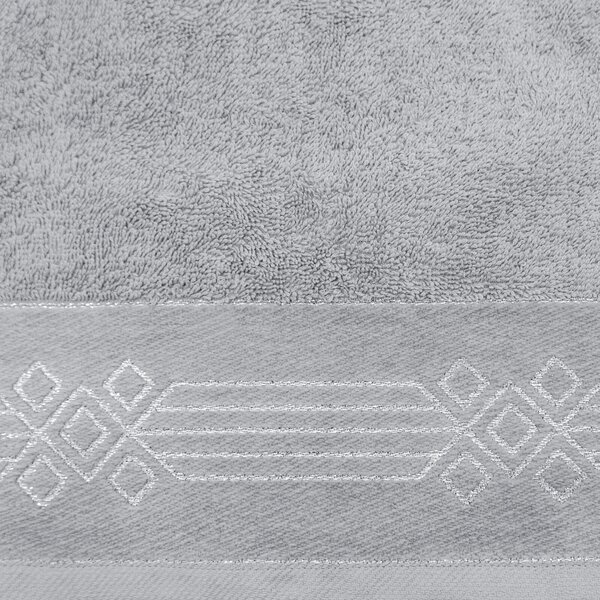 BAVLNĚNÝ RUČNÍK KAMELA 50X90 CM STŘÍBRNÁ