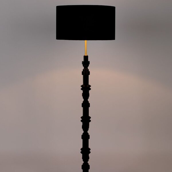 Černá látková stojací lampa ZUIVER TOTEM 148 cm