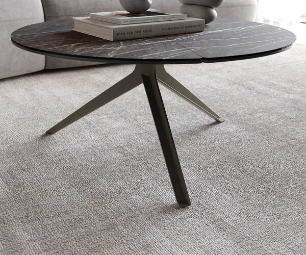 DELIFE Konferenční stolek Delron 70x70 cm keramika Laminam®Noir Desir hnědá křížová podnož plochá kov titanový efektový povrch