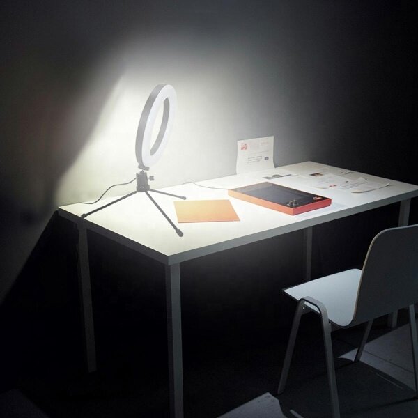 Prstencová LED lampa se stativem 16cm ZD67B