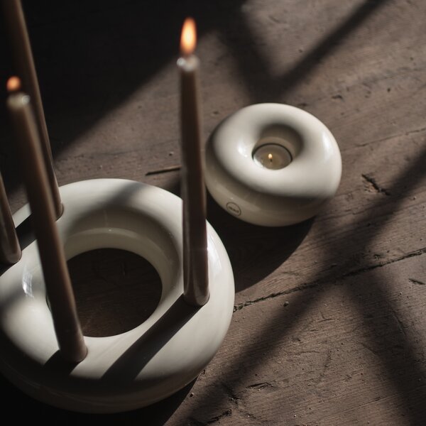 DBKD Svícen Float Tealight - Shiny Creme DK427