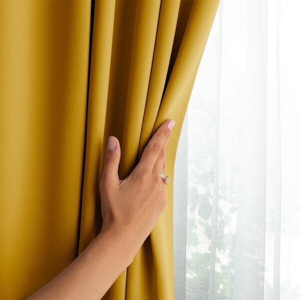 Žlutý dimout závěs 140x175 cm Kierra – Restilo