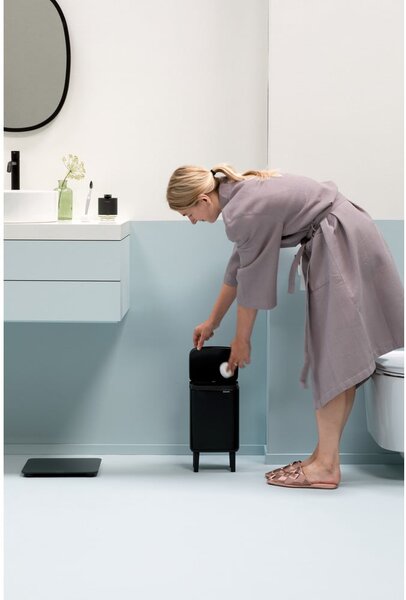 Matně černý ocelový odpadkový koš 4 l Bo Hi – Brabantia