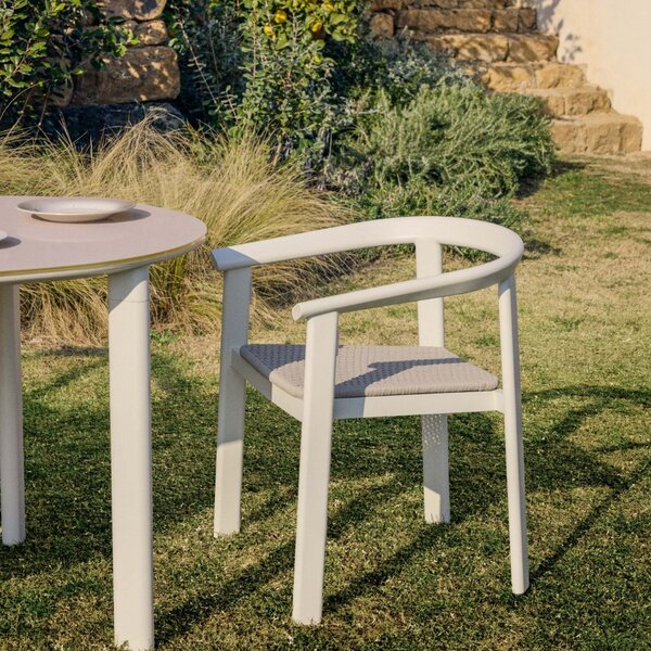 Kave Home Krémová zahradní židle s výpletem Erice
