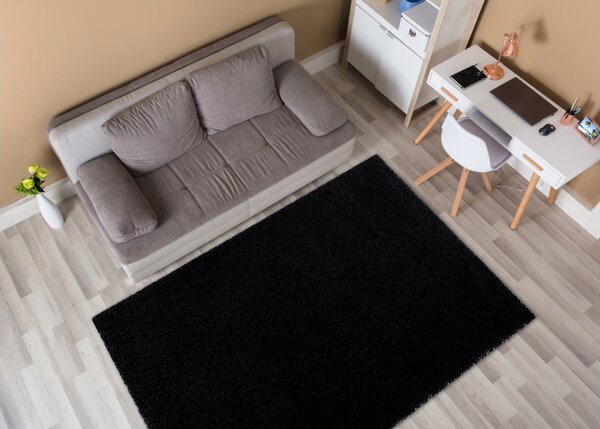 Makro Abra Kusový koberec jednobarevný SOFFI shaggy 5cm černý Rozměr: 120x170 cm