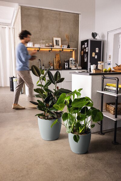 Samozavlažovací květináč Classico Color ECO, průměr 21 cm, tmavě šedá