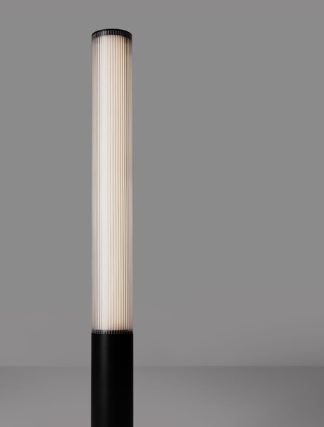Vonkajšia stojaca lampa Iman pieskovo čierna 25 W – Černá