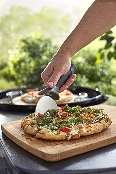 Weber Kolečko na krájení pizzy