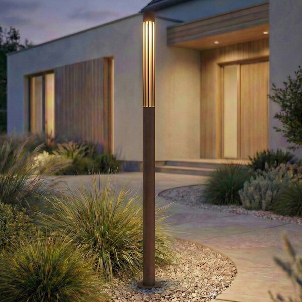 Lindby LED osvětlení cesty Fjorya, výška 90 cm, hnědé, IP65, Hnědá / rez, Hliník, Moderní