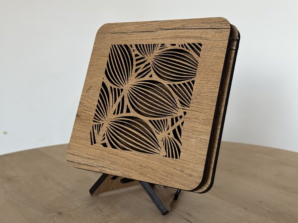"Listy" lampa 19x19cm provedení povrchu: dub