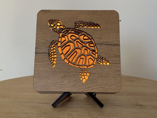 "Želva" lampa 19x19cm provedení povrchu: dub