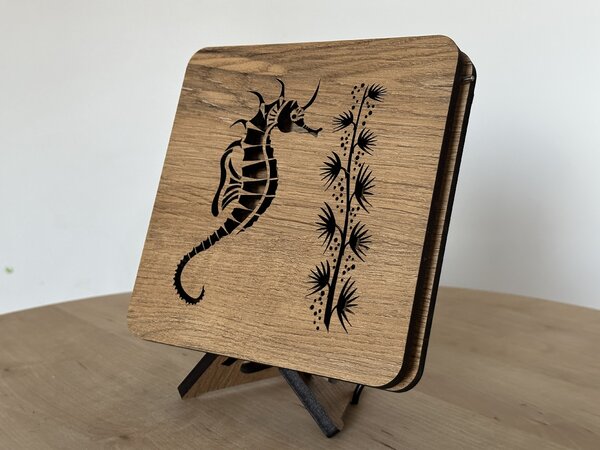 "Mořský koník" lampa 19x19cm provedení povrchu: dub