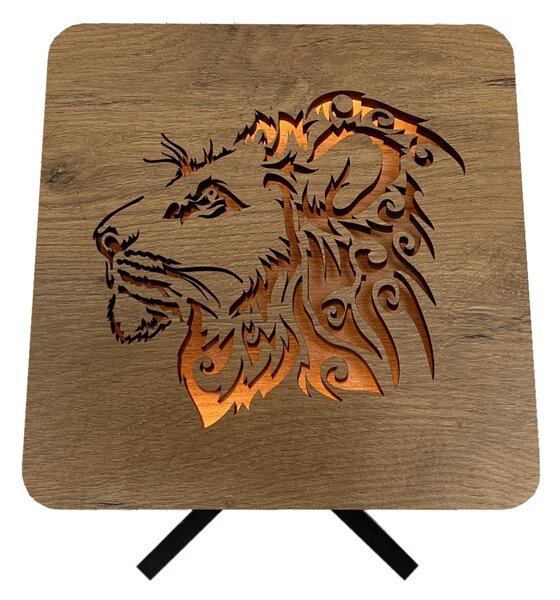 "Hlava lva" lampa 19x19cm provedení povrchu: dub