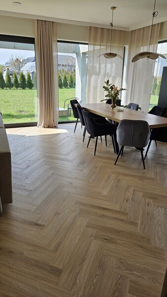Vinylová podlaha click EGIBI Canadian Design Herringbone - EIR Whistler