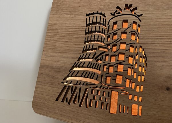 "Tančící dům" lampa 19x19cm provedení povrchu: dub