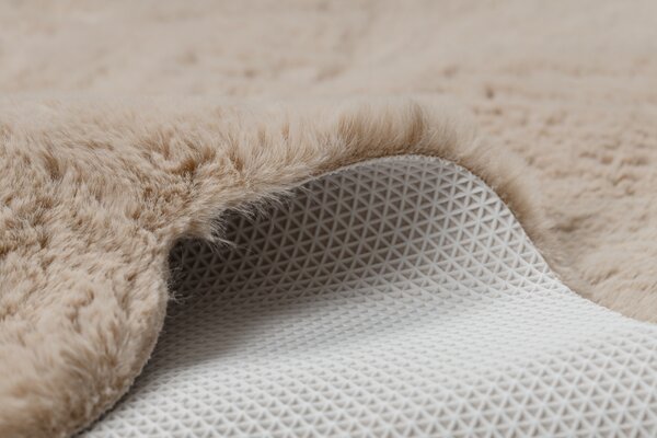Makro Abra Kusový koberec SHAPE 3146 Medvídek protiskluzový vhodný k praní shaggy camel béžový Rozměr: 80x96 cm