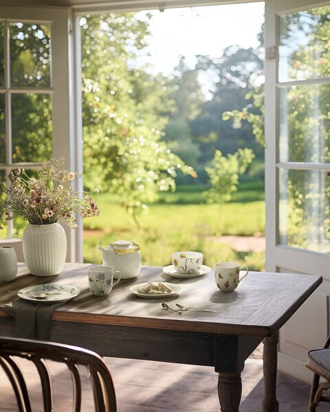 Kähler Design Jídelní talíř Hammershøi Summer - Forget Me Not KD519