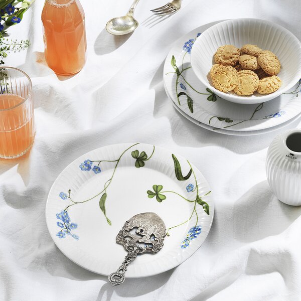 Kähler Design Jídelní talíř Hammershøi Summer - Forget Me Not KD519