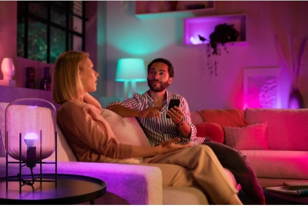 LED RGBW Stmívatelná žárovka Philips Hue WACA P45 E14/5,1W/230V 2000-6500K