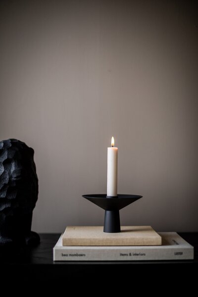 Kovový svícen Uma Candlestick Black COOEE Design