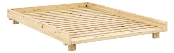 Dvoulůžková postel z borovicového dřeva s roštem v přírodní barvě 180x200 cm Social Bed – Karup Design