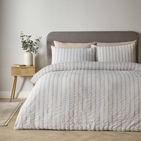 Béžové 3dílné povlečení na dvoulůžko 200x200 cm So Soft Seersucker Stripe – Catherine Lansfield